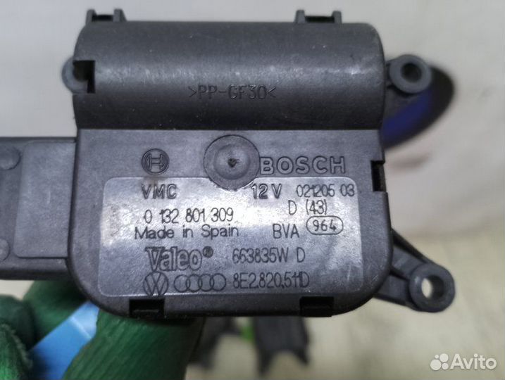 Сервопривод заслонок печки Audi A4 8EC BPW 2006