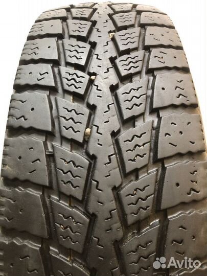 Kumho Power Grip KC11 225/75 R16C R