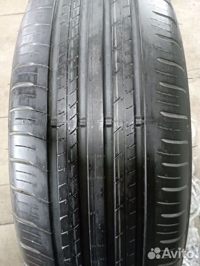 Dunlop Grandtrek PT30 225/60 R18