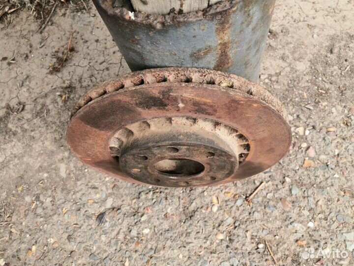 Передний тормощной диск daewoo espero деу эсрперо