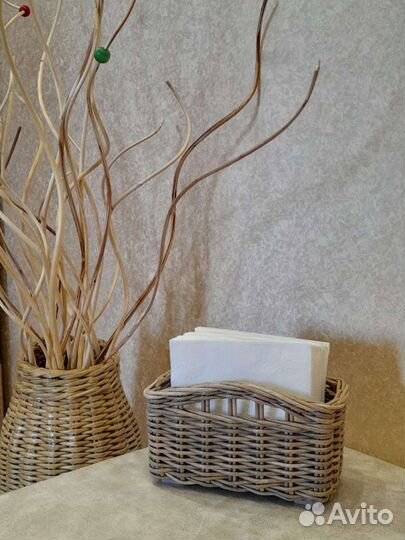 Салфетница плетеная