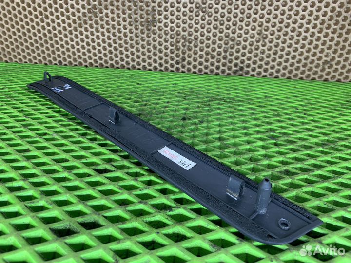 Накладка на порог задняя левая Lifan X60