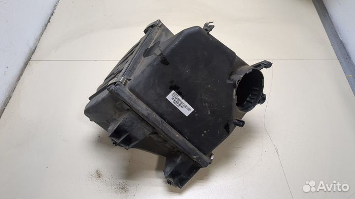 Корпус воздушного фильтра Audi A6 (C5), 2002