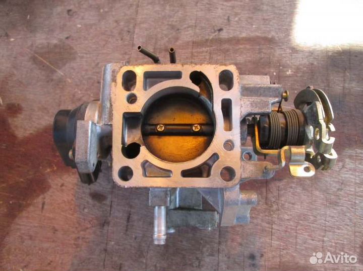 Дроссельная заслонка Toyota Mark Ii GX100 1G-FE