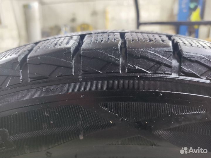 Dunlop Winter Maxx SJ8 225/60 R17 99R