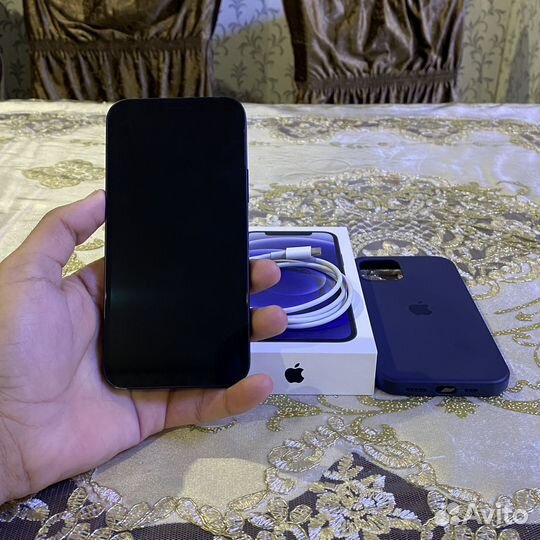iPhone 12, 64 ГБ