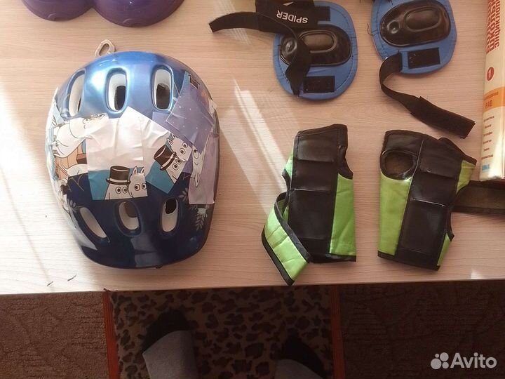 Наколенники шлем нарукавники
