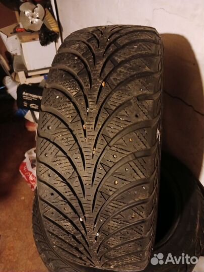 Goodyear UltraGrip 205/55 R16