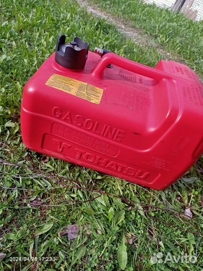 Лодка с мотором