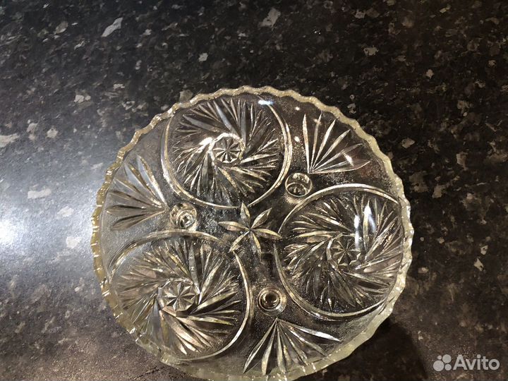 Блюдо на ножках, стекло