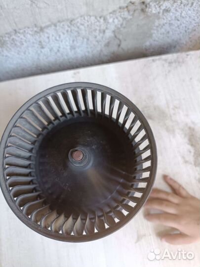 Двигатель отопителя Renault Fluence