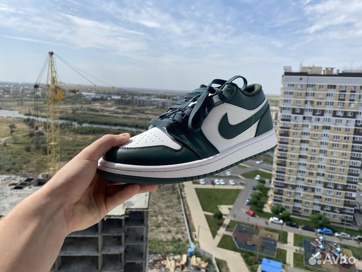 Кроссовки Nike air jordan 1