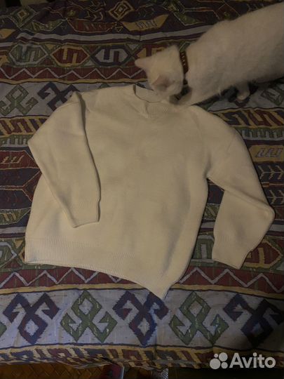 Свитер женский новый 42