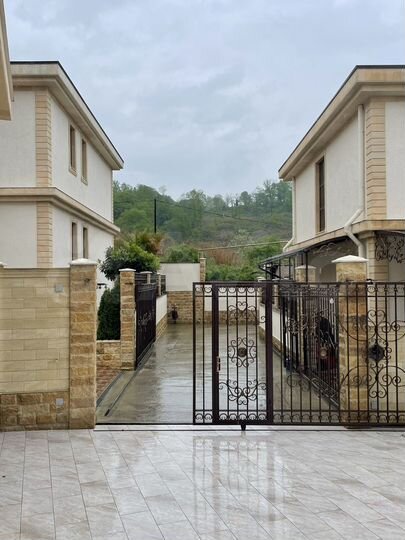 Коттедж 160 м² на участке 4 сот.