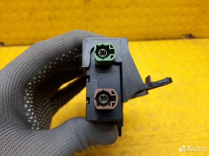 Порт USB Skoda Karoq djka 2021