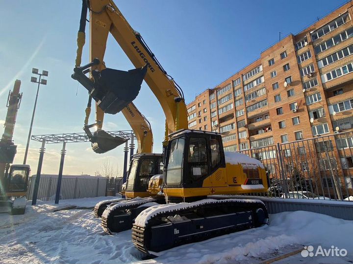 Гусеничный экскаватор LiuGong CLG933E, 2023
