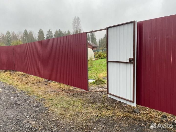 Монтаж забора из профнастила