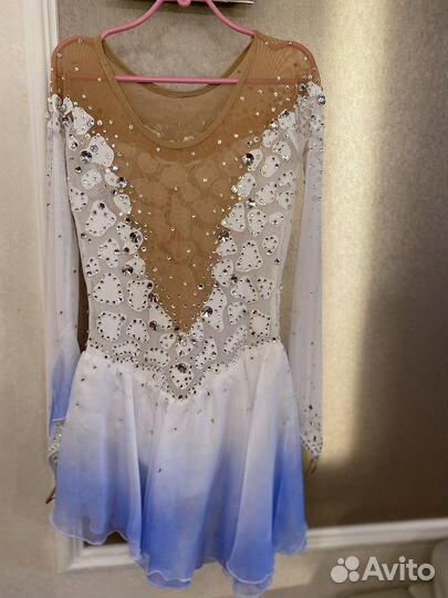 Костюм для фигурного катания 140