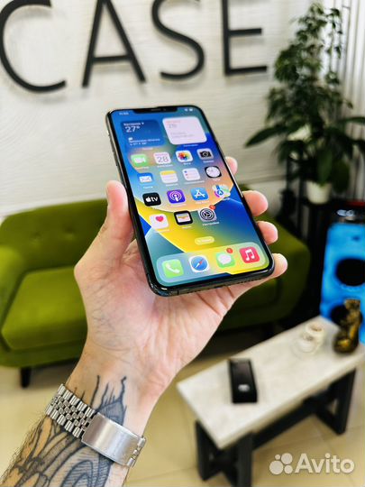 iPhone 11 Pro Max 64Gb. Идеал. Гарантия. Обмен