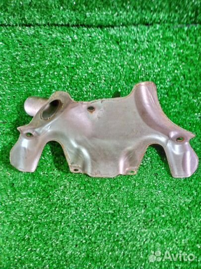 Тепловой экран Skoda Fabia 1.4 2004