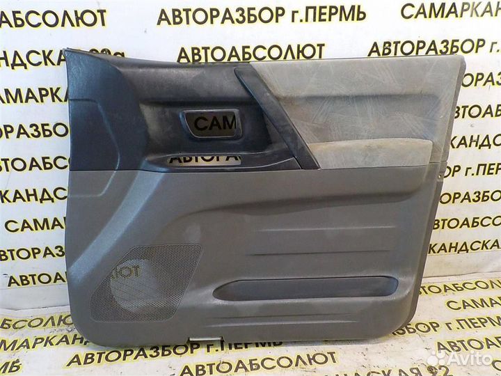 Обшивка двери передней правой Mitsubishi Pajero I
