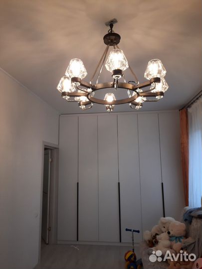 Люстра потолочная бу