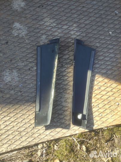 Пластик боковой Ситроен c4