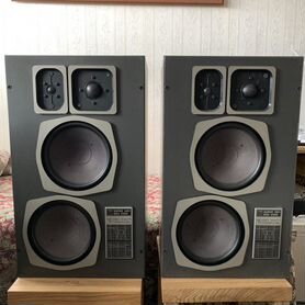 Колонки Grundig box 2500 professional