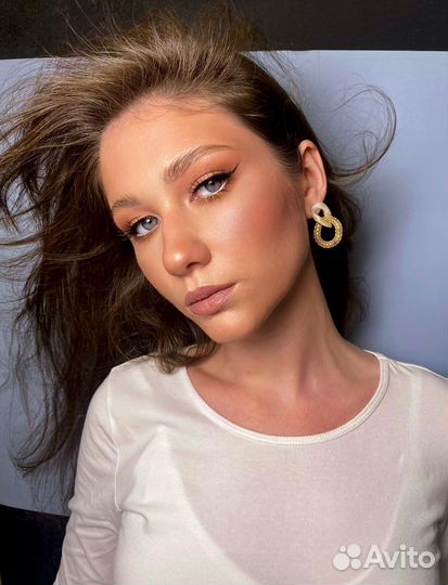 Макияж и укладка