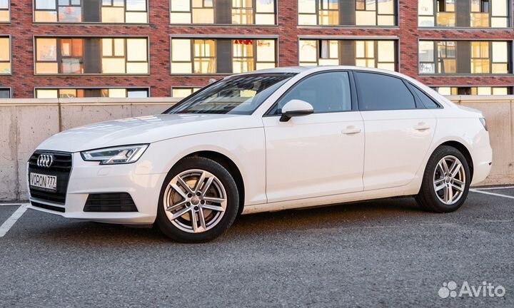 Аренда Audi A4 от одной минуты в Москве
