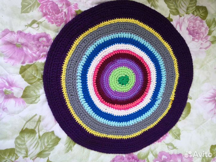 Коврик вязаный диаметр45 см