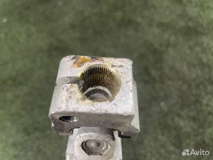 Рулевой карданчик Bmw X1 E84 N46B20 2010