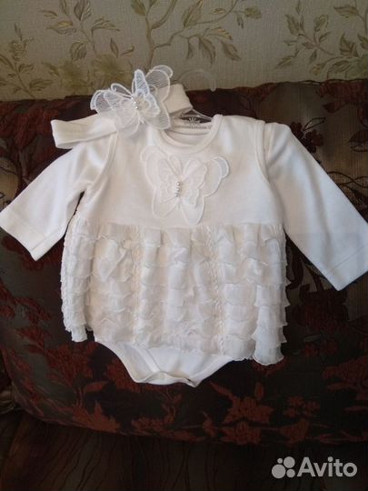 Нарядное платье для новорожденного