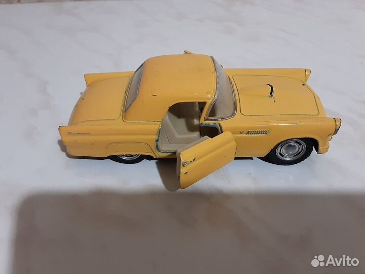 Модель автомобиля форд