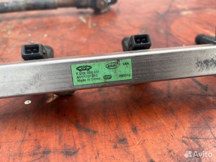 Топливная рампа с форсунками Chery Tiggo (T11) 2.0