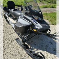 BRP ski doo grand touring 600 ace