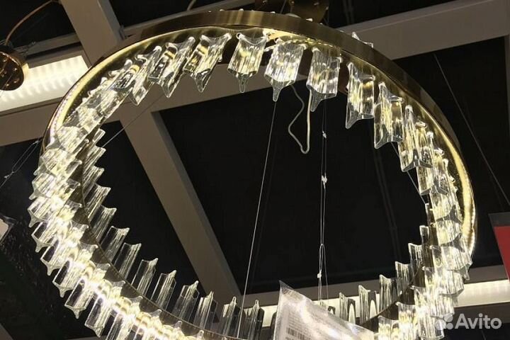 Светильник потолочный