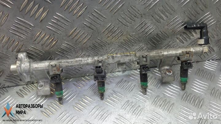 Топливная рампа Ford C-Max 2005