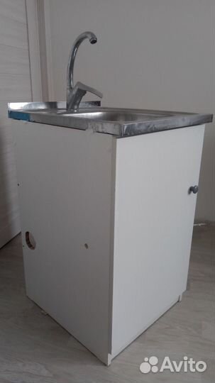 Мойка с тумбой и смесителем