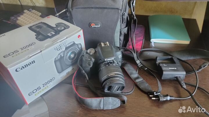 Зеркальный фотоаппарат