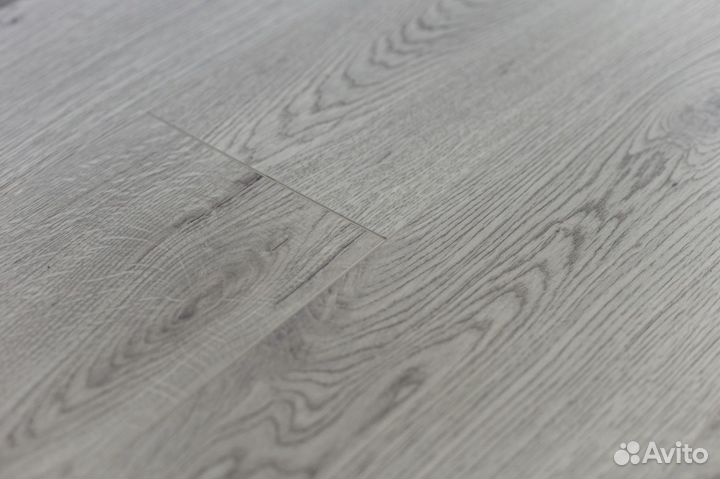 Кварцвиниловый ламинат