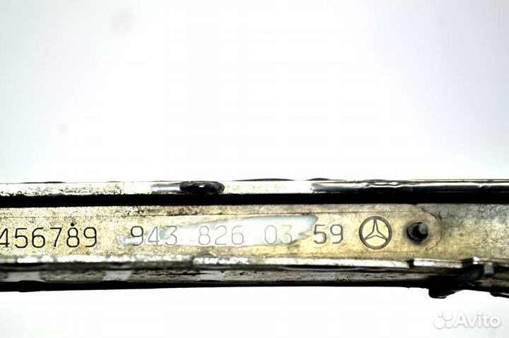 Накладка фары, правая mercedes-benz Actros MP2/MP3 2536 (01.02)