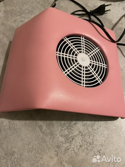 Маникюрный пылесос