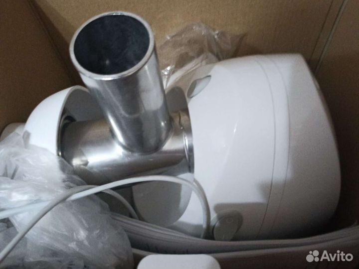 Мясорубка электрическая новая