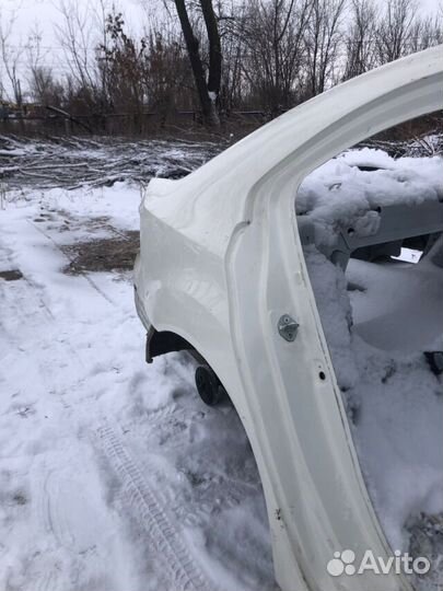 Крыло заднее четверть прав honda accord 8 2.4 ат с