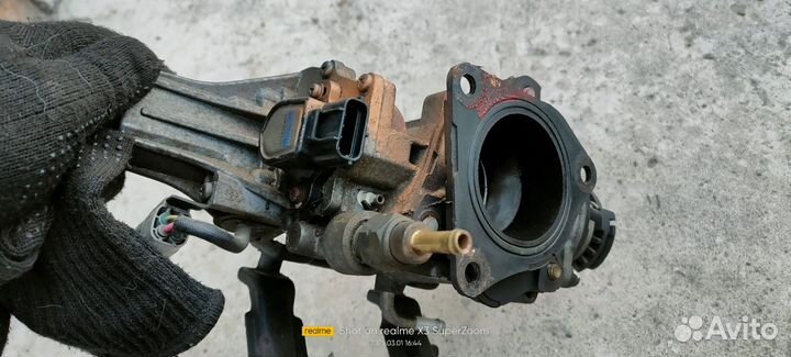 Дроссельная заслонка