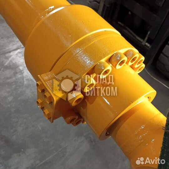 Гидроцилиндр рукояти Hyundai HX210S