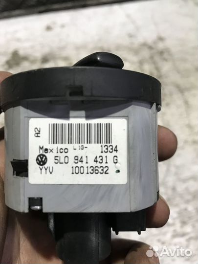 Переключатель света фар Шкода Йети Skoda Yeti