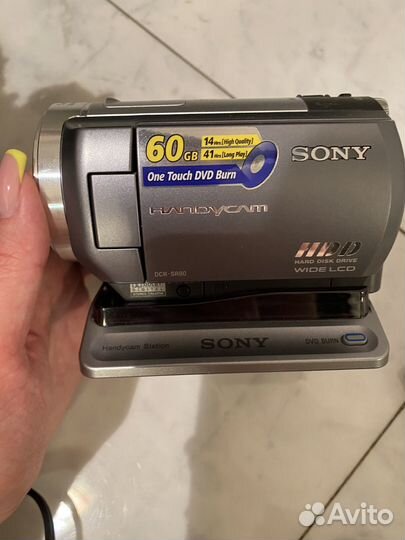 Видеокамера Sony Handycam DCR-SR80E