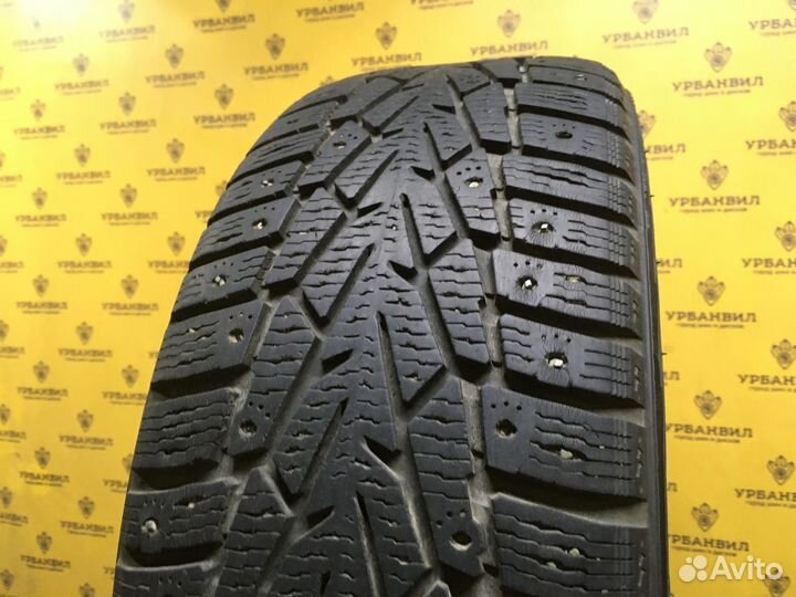 Nokian Tyres Hakkapeliitta 7 215/65 R16 102T